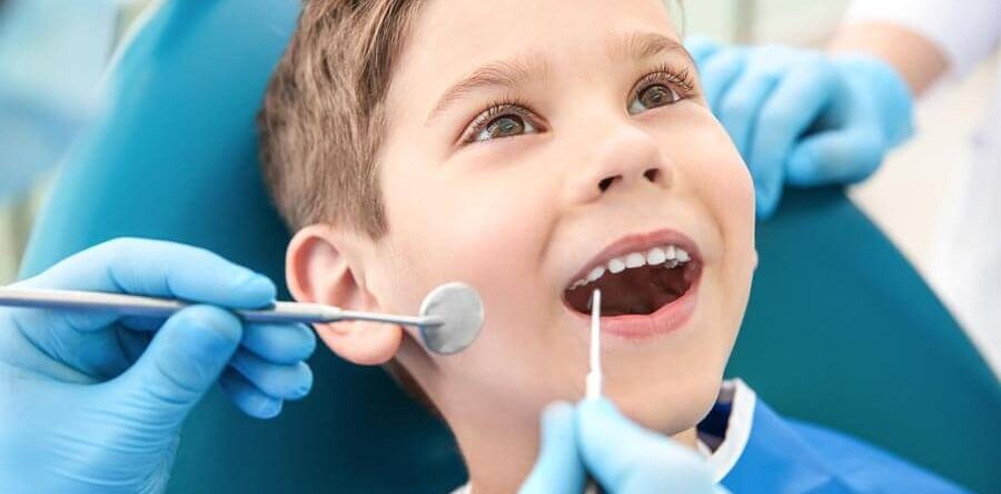 Пять причин вылечить молочные зубы